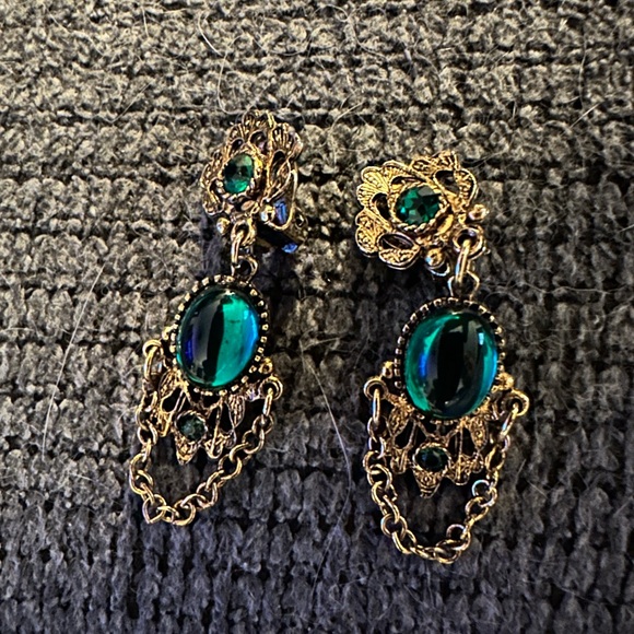 Vintage 1970’s necklace 13 green stones gold chain with matching earrings - Picture 7 of 14